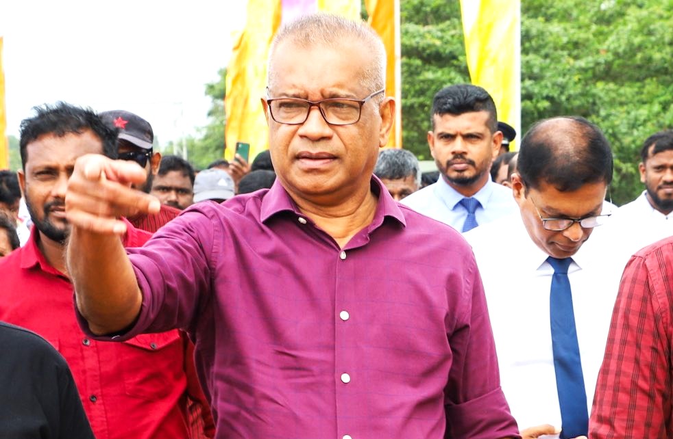 රටේ කෘෂිකර්මයෙහි බිඳ වැටීම කාන්තාවන්ට බලපෑ අයුරු ලාල්කාන්ත පෙන්වා දෙයි. - 15.02.2026