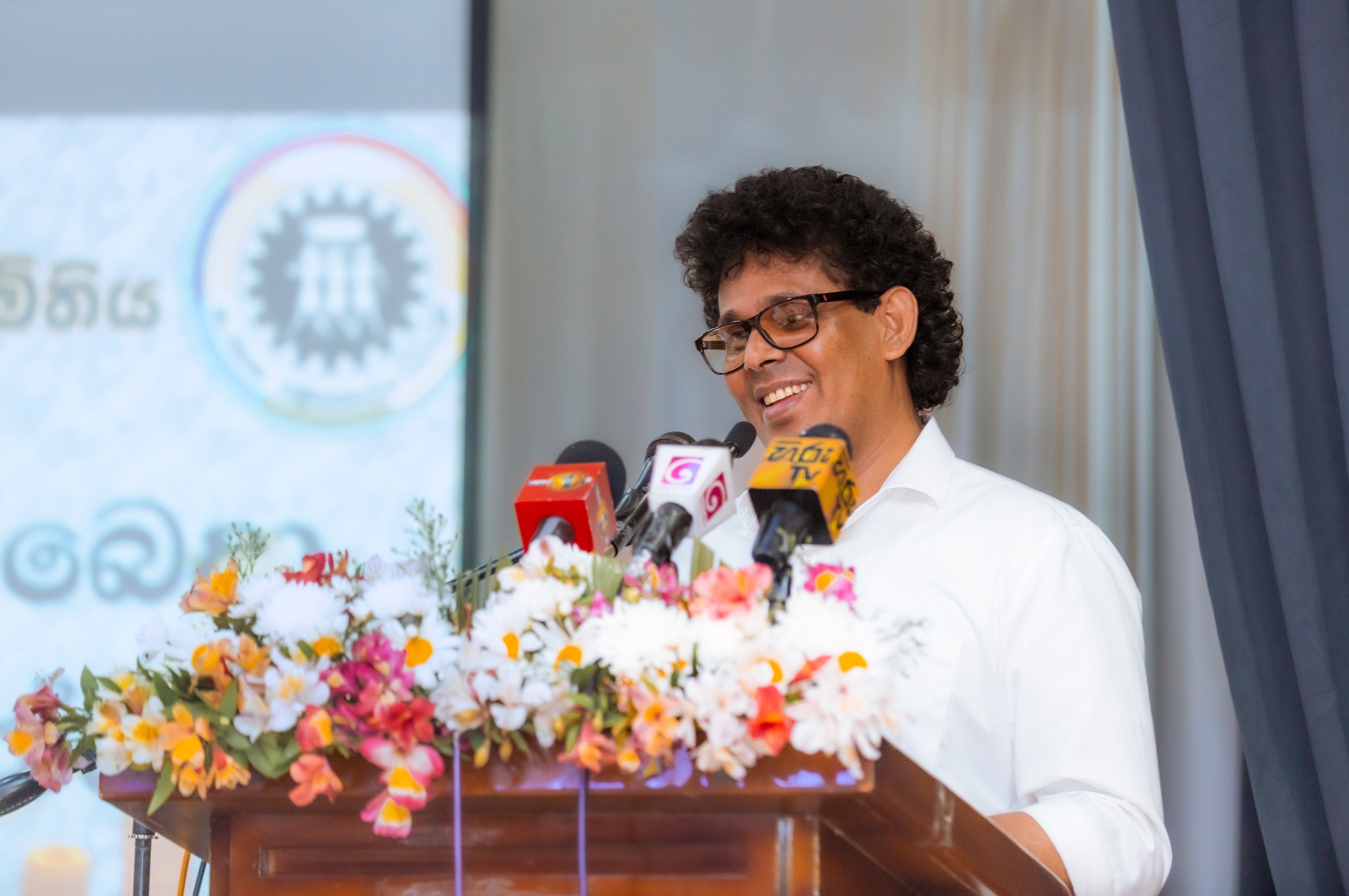 කූල් රූම් ව්‍යාපෘතියේ ප්‍රමාදය ගැන අමාත්‍ය වසන්ත සමරසිංහ පැවසූ දේ. - 12.03.2026