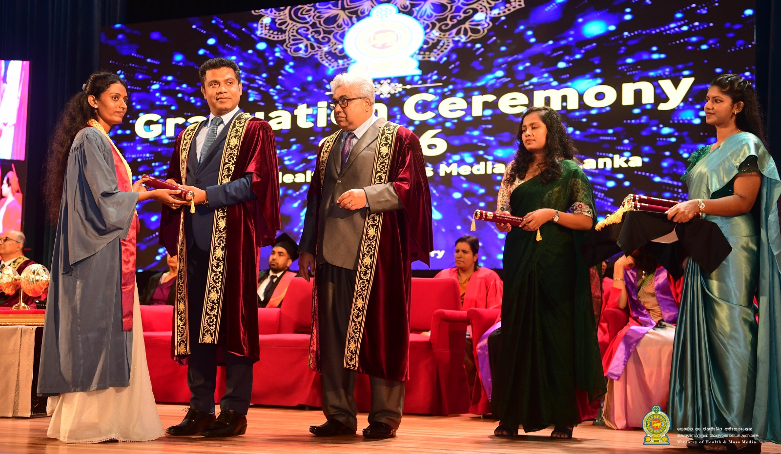 මෙරට සෞඛ්‍ය සේවාවේ පරිපූරක සහ අතුරු වෛද්‍ය සේවා වෘත්තිකයන් 952 කට ඩිප්ලෝමා  ප්‍රදානය කෙරේ. - 20.04.2026