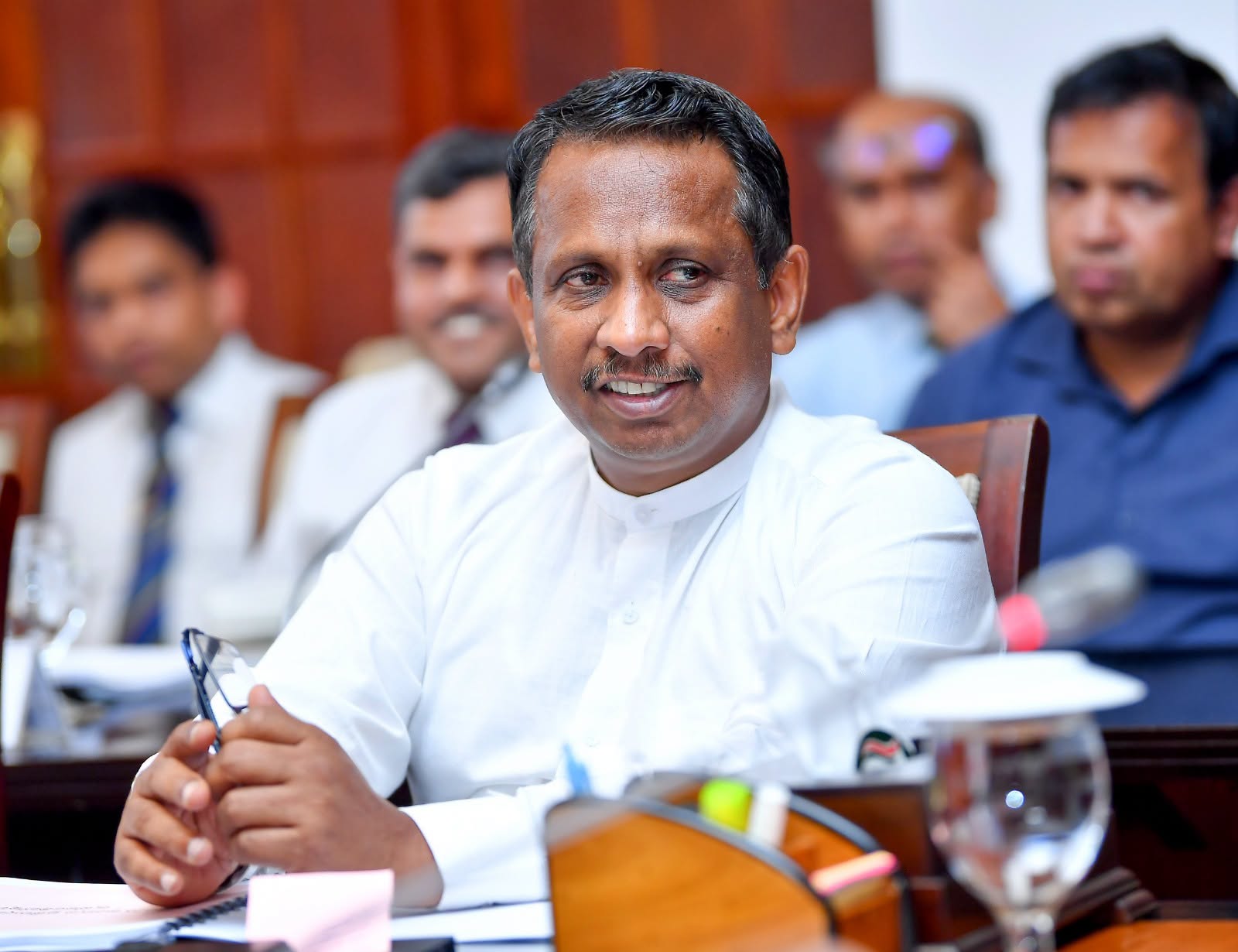 වැවිලි ක්ෂේත්‍රයට කෝටි ගණනක ආයෝජන සැලසුමක්..! - 26.07.2026