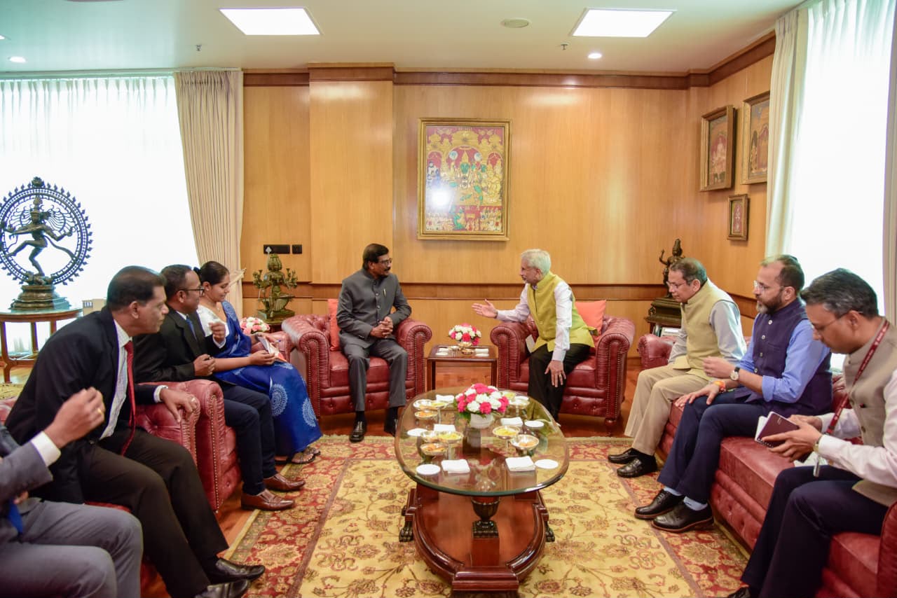 ටිල්වින් සිල්වා ඇතුළු ජවිපෙ නියෝජිත පිරිස ඉන්දීය විදේශ අමාත්ය ජයශංකර් හමුවෙයි - 01.10.2026